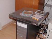 1U server poloen u ma doma na klasick midi tower server